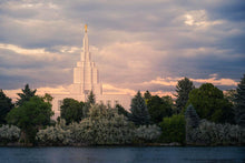 Load image into Gallery viewer, Idaho Falls Temple Eternal Light