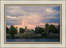 Load image into Gallery viewer, Idaho Falls Temple Eternal Light