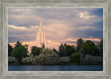 Load image into Gallery viewer, Idaho Falls Temple Eternal Light
