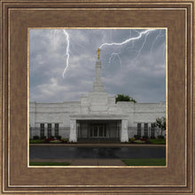 Load image into Gallery viewer, Nashville Temple Through The Storm