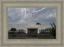 Load image into Gallery viewer, Nashville Temple Through The Storm