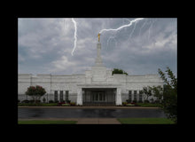 Load image into Gallery viewer, Nashville Temple Through The Storm