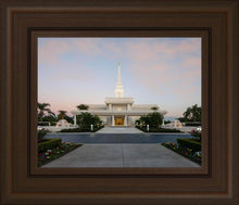 Load image into Gallery viewer, Orlando Temple Pathway