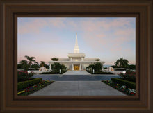 Load image into Gallery viewer, Orlando Temple Pathway