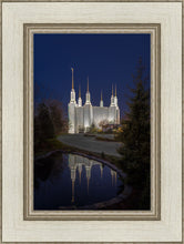 Load image into Gallery viewer, Washington DC Majestic Blue