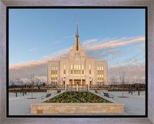 Load image into Gallery viewer, Eternity in Saratoga Springs