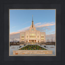 Load image into Gallery viewer, Eternity in Saratoga Springs