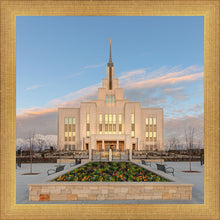 Load image into Gallery viewer, Eternity in Saratoga Springs