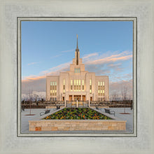 Load image into Gallery viewer, Eternity in Saratoga Springs