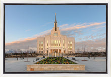 Load image into Gallery viewer, Eternity in Saratoga Springs