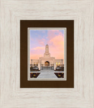 Load image into Gallery viewer, Helena Montana Eternal