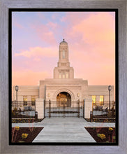 Load image into Gallery viewer, Helena Montana Eternal