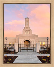 Load image into Gallery viewer, Helena Montana Eternal