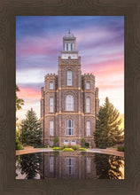Load image into Gallery viewer, Logan Front