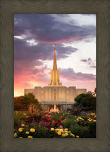 Load image into Gallery viewer, Jordan River Flowers