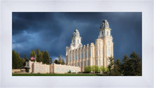 Load image into Gallery viewer, Manti - Stormy Skies