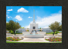 Load image into Gallery viewer, Denver Daytime Fountain