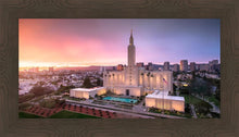 Load image into Gallery viewer, Los Angeles Weathering the Storm