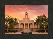 Load image into Gallery viewer, Newport Beach Lift Me Up