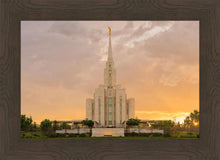 Load image into Gallery viewer, Oquirrh Mountain Sunset