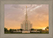 Load image into Gallery viewer, Oquirrh Mountain Sunset