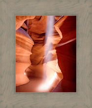 Load image into Gallery viewer, Antelope Canyon Light