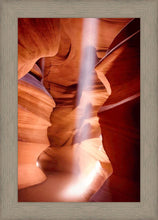 Load image into Gallery viewer, Antelope Canyon Light