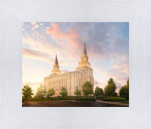 Load image into Gallery viewer, Kansas City Brightly Beams