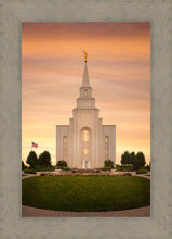 Load image into Gallery viewer, Kansas City Golden