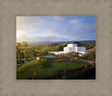 Load image into Gallery viewer, Laie Island Glow