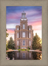 Load image into Gallery viewer, Logan Front