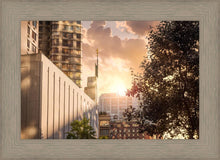 Load image into Gallery viewer, Manhattan Solace