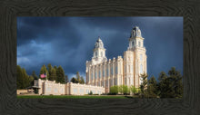 Load image into Gallery viewer, Manti - Stormy Skies