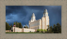 Load image into Gallery viewer, Manti - Stormy Skies
