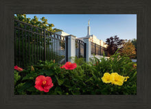 Load image into Gallery viewer, Memphis Flowers
