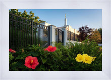 Load image into Gallery viewer, Memphis Flowers
