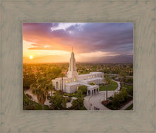 Load image into Gallery viewer, Redlands Highlands