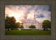 Load image into Gallery viewer, Stormy Columbus