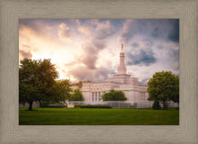 Load image into Gallery viewer, Stormy Columbus