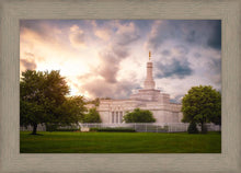 Load image into Gallery viewer, Stormy Columbus