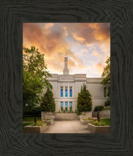 Load image into Gallery viewer, Winter Quarters Summer Window