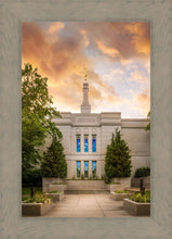 Load image into Gallery viewer, Winter Quarters Summer Window
