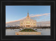 Load image into Gallery viewer, Eternity in Saratoga Springs