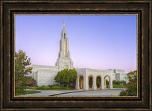 Load image into Gallery viewer, Redlands Temple 02