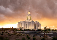 Load image into Gallery viewer, Red Cliffs Utah As The Storm Clears