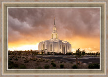 Load image into Gallery viewer, Red Cliffs Utah As The Storm Clears
