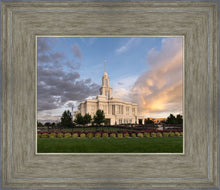 Load image into Gallery viewer, Payson Utah Pink Dividing The Light