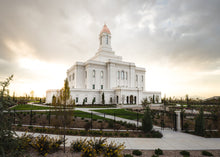 Load image into Gallery viewer, Deseret Peak Golden Glow Sunset