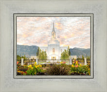 Load image into Gallery viewer, Orem Utah Sunrise Flowers