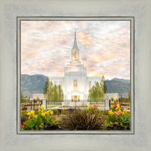 Load image into Gallery viewer, Orem Utah Sunrise Flowers